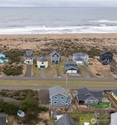 1120 Ocean Shores Boulevard SW, Ocean Shores, WA 98569