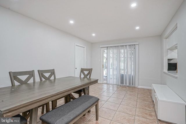 36 EDEN ROCK LN, Willingboro, NJ 08046