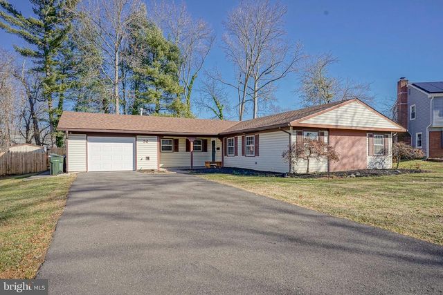 36 EDEN ROCK LN, Willingboro, NJ 08046