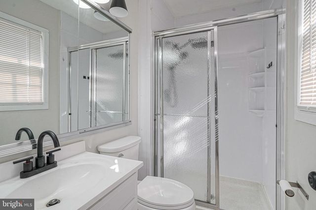 36 EDEN ROCK LN, Willingboro, NJ 08046