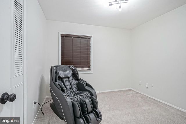 36 EDEN ROCK LN, Willingboro, NJ 08046