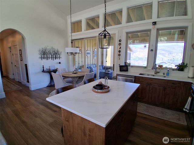 130 Village Way, Oroville, WA 98844