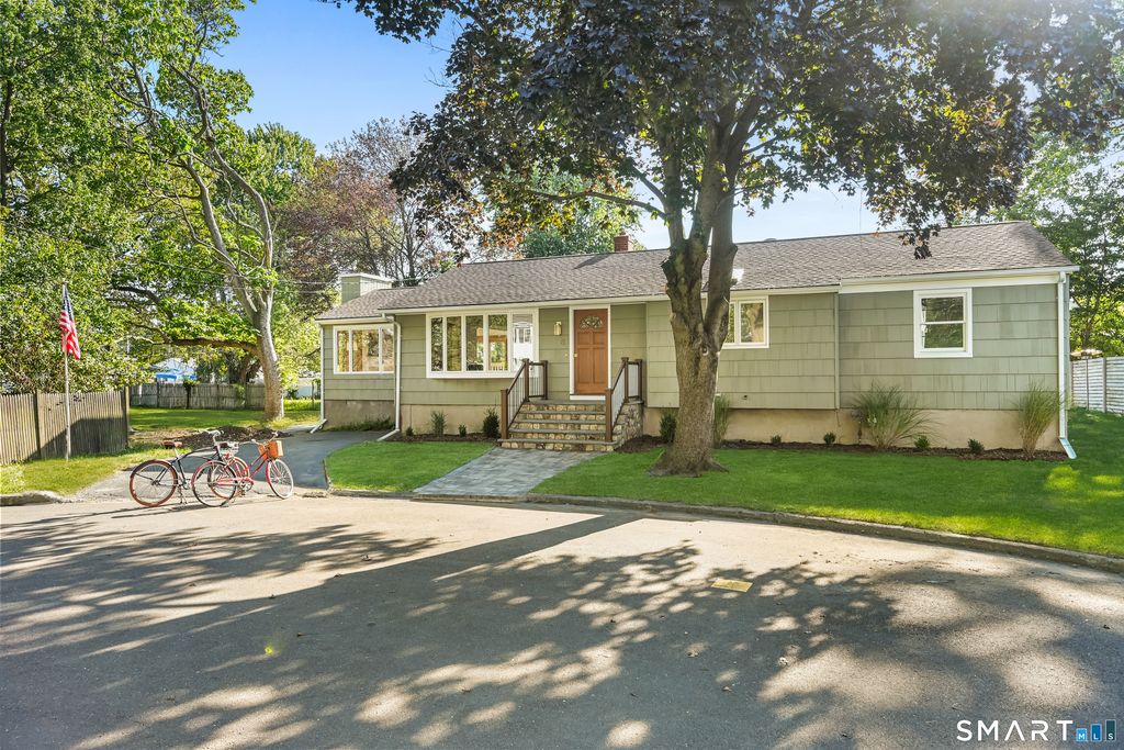 8 Millard Street, Fairfield, CT 06824