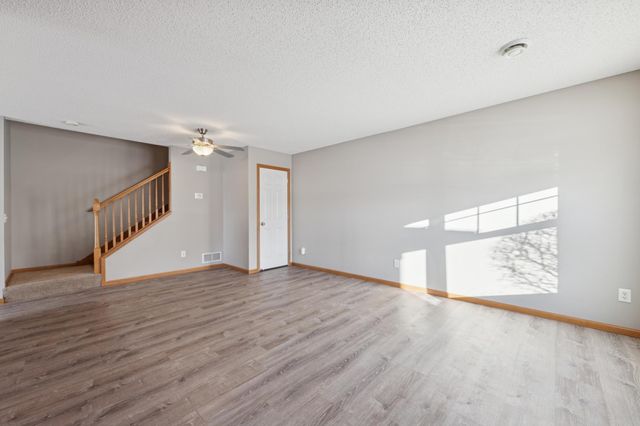 4880 149th Street N 1, Hugo, MN 55038