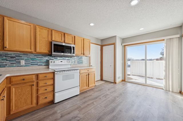 4880 149th Street N 1, Hugo, MN 55038