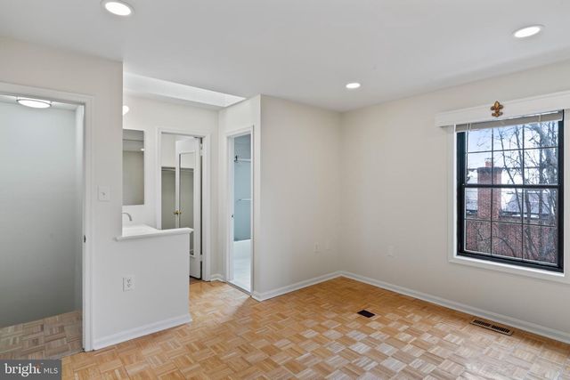 5412 WYCKLOW CT, Alexandria, VA 22304