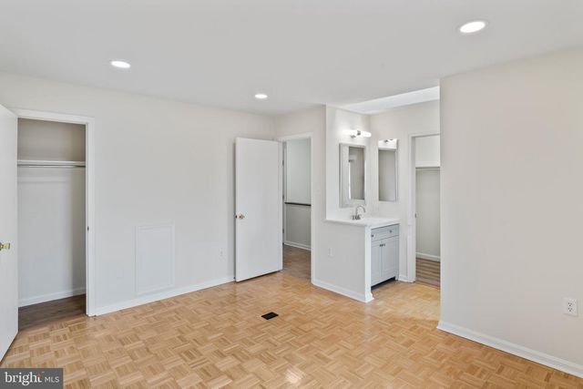 5412 WYCKLOW CT, Alexandria, VA 22304