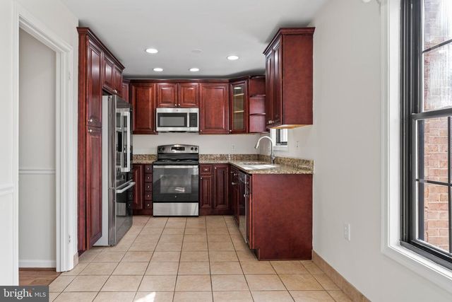 5412 WYCKLOW CT, Alexandria, VA 22304