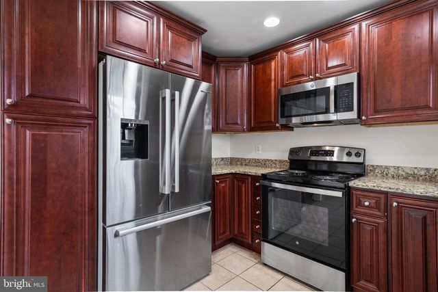 5412 WYCKLOW CT, Alexandria, VA 22304