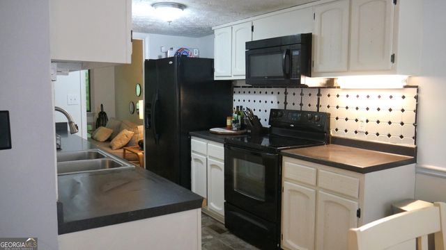 161 Woodstone Drive, Athens, GA 30605