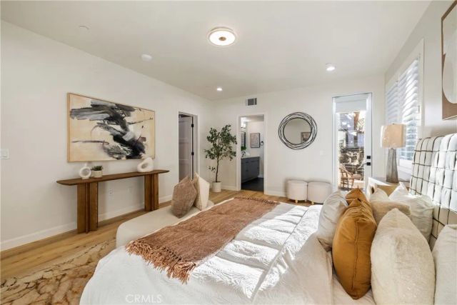 1649 N Lake Avenue 1, Pasadena, CA 91104