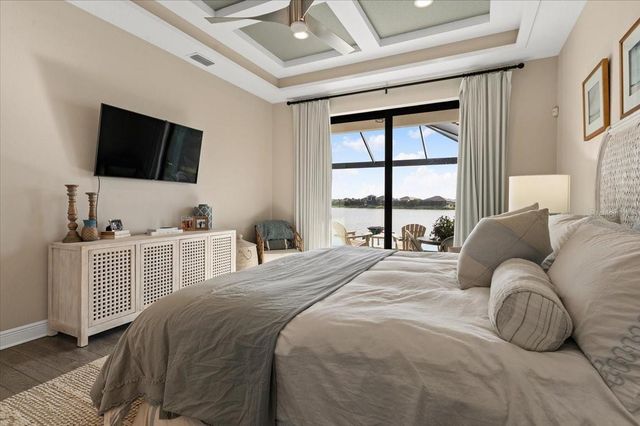8096 GRANDE SHORES DRIVE, Sarasota, FL 34240