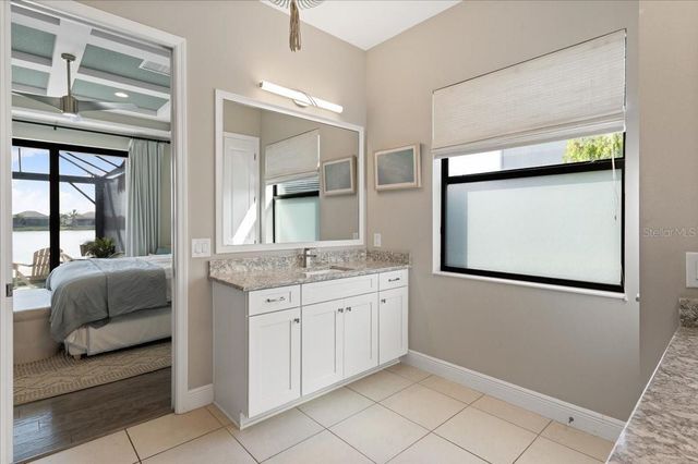 8096 GRANDE SHORES DRIVE, Sarasota, FL 34240