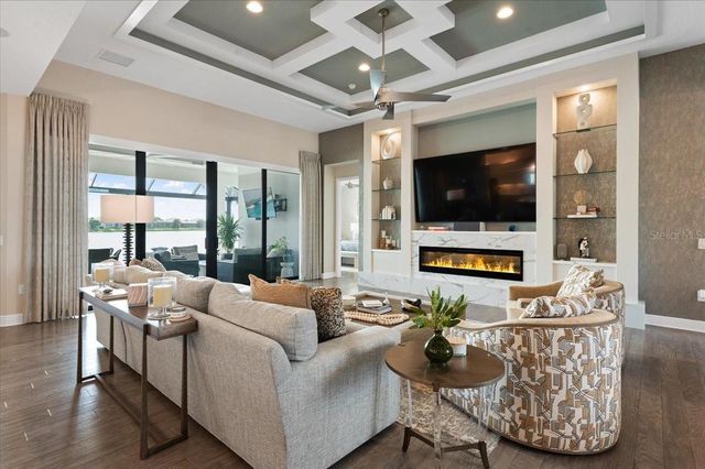 8096 GRANDE SHORES DRIVE, Sarasota, FL 34240