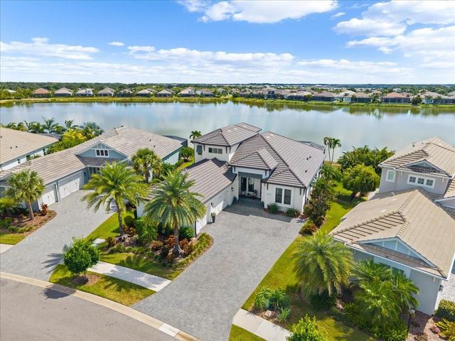 8096 GRANDE SHORES DRIVE, Sarasota, FL 34240