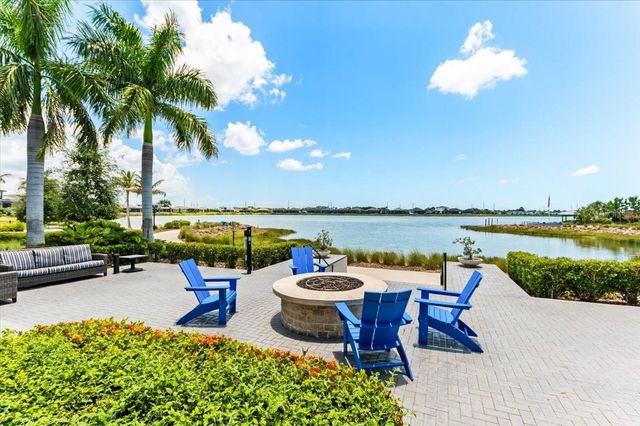 8096 GRANDE SHORES DRIVE, Sarasota, FL 34240