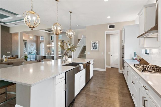 8096 GRANDE SHORES DRIVE, Sarasota, FL 34240