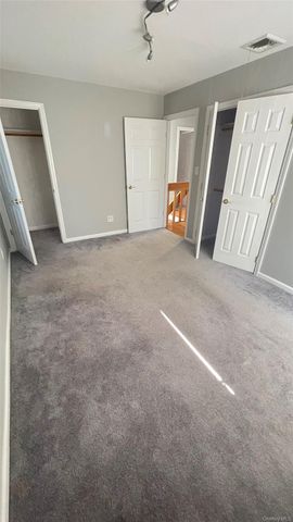 8015 260th Street, Glen Oaks, NY 11004