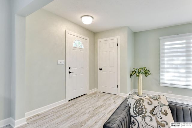 5613 Charles Street, Omaha, NE 68132