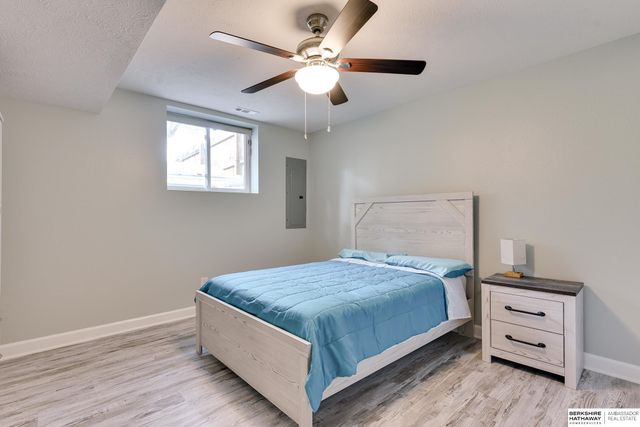 5613 Charles Street, Omaha, NE 68132