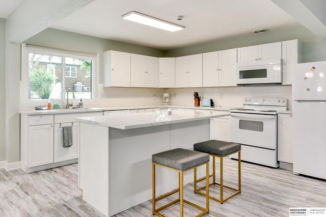 5613 Charles Street, Omaha, NE 68132