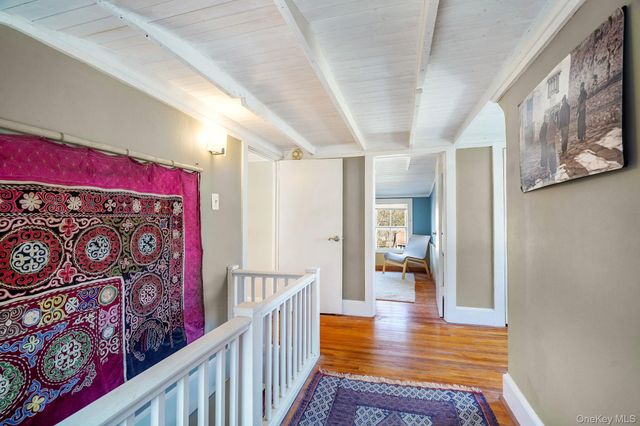 9 Cottage Grove Avenue, Thornwood, NY 10594