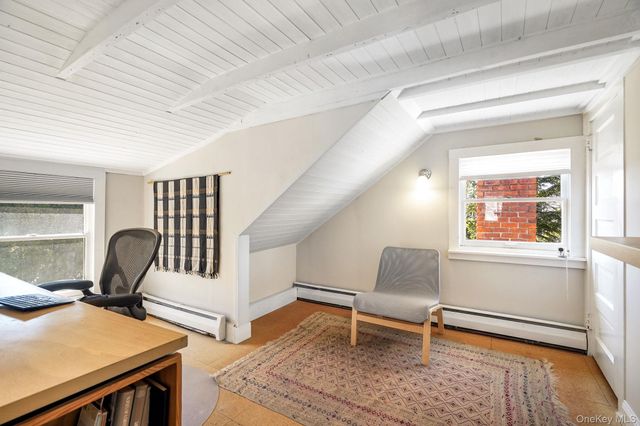 9 Cottage Grove Avenue, Thornwood, NY 10594