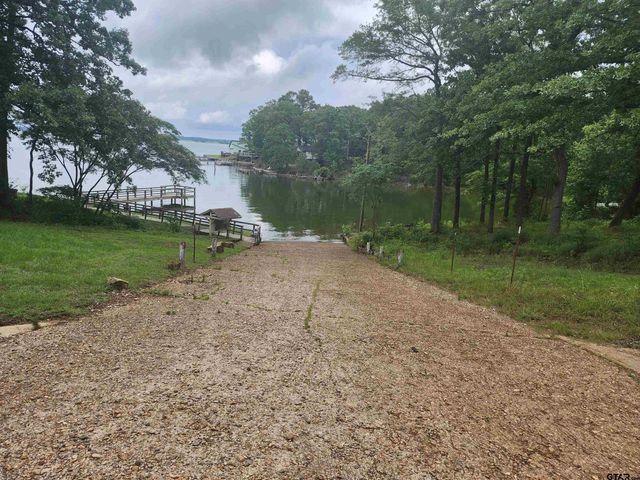77 PR 52046, Pittsburg, TX 75686