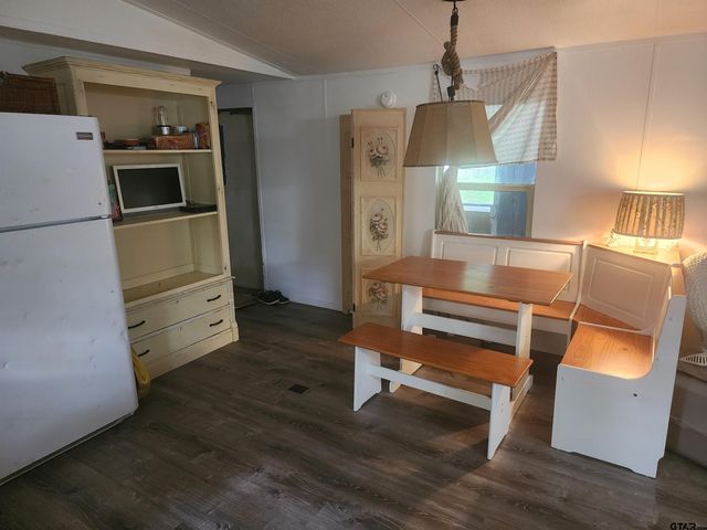 77 PR 52046, Pittsburg, TX 75686