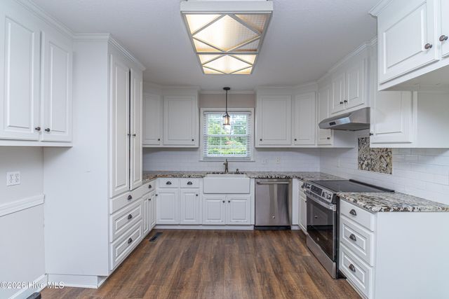 1921 Pinemont Circle, Goldsboro, NC 27534