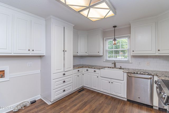 1921 Pinemont Circle, Goldsboro, NC 27534