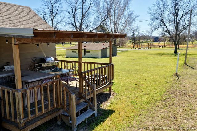 232 E Elm Street, Eufaula, OK 74432