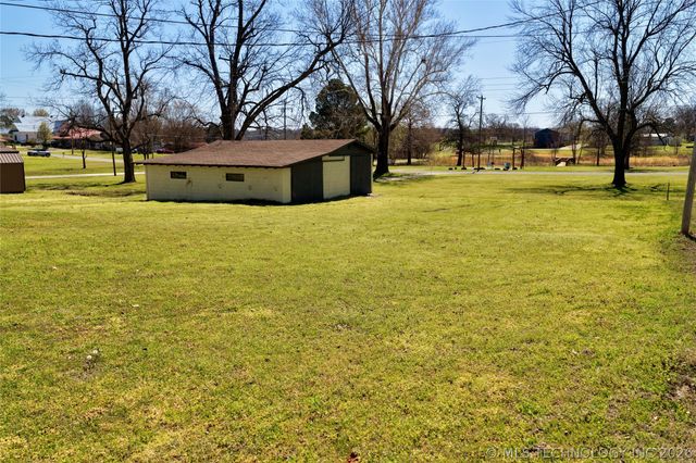 232 E Elm Street, Eufaula, OK 74432
