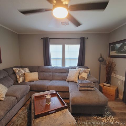 232 E Elm Street, Eufaula, OK 74432