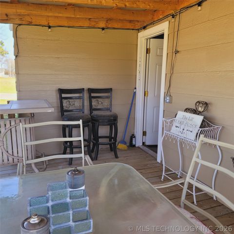 232 E Elm Street, Eufaula, OK 74432