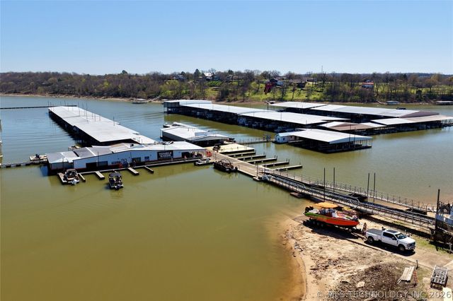 232 E Elm Street, Eufaula, OK 74432