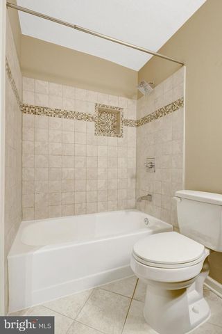 1504-E SUMMERCHASE CT, Reston, VA 20194