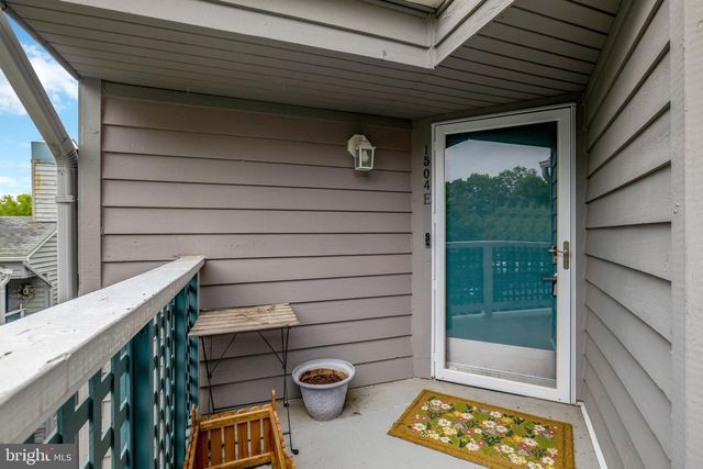 1504-E SUMMERCHASE CT, Reston, VA 20194