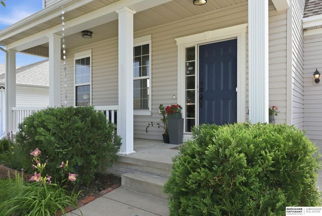7303 N 107th Street, Omaha, NE 68122