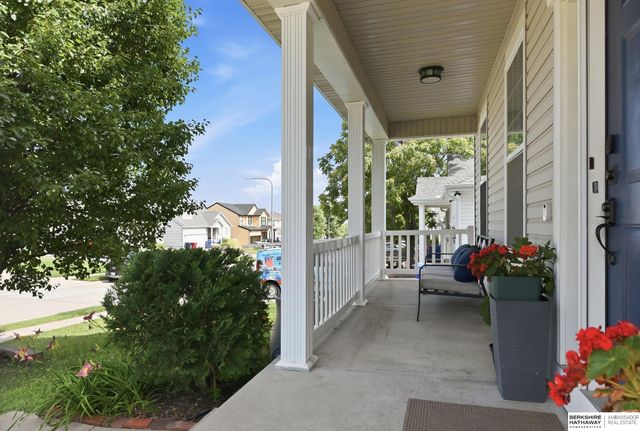 7303 N 107th Street, Omaha, NE 68122