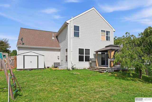 7303 N 107th Street, Omaha, NE 68122