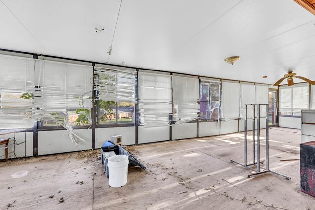 326 Bancroft Dr, Clarksville, TN 37042