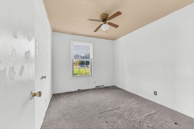 326 Bancroft Dr, Clarksville, TN 37042