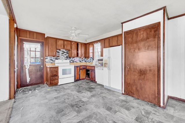 326 Bancroft Dr, Clarksville, TN 37042