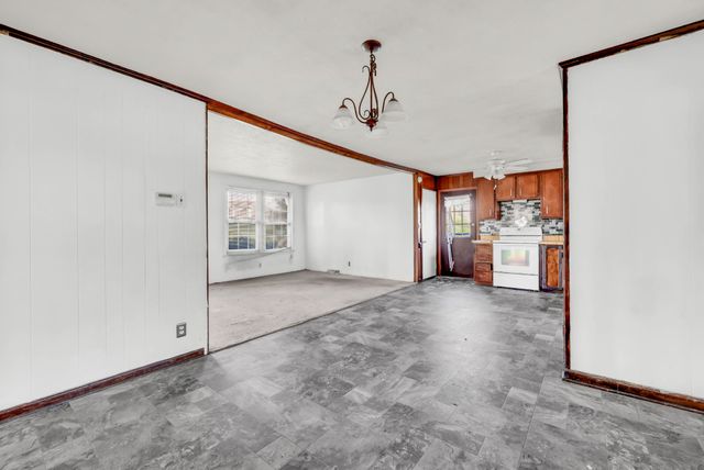 326 Bancroft Dr, Clarksville, TN 37042