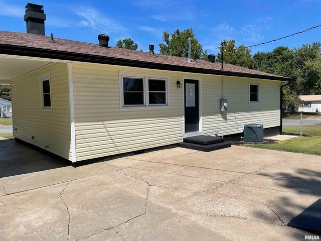 319 LINDSEY Street, Metropolis, IL 62960