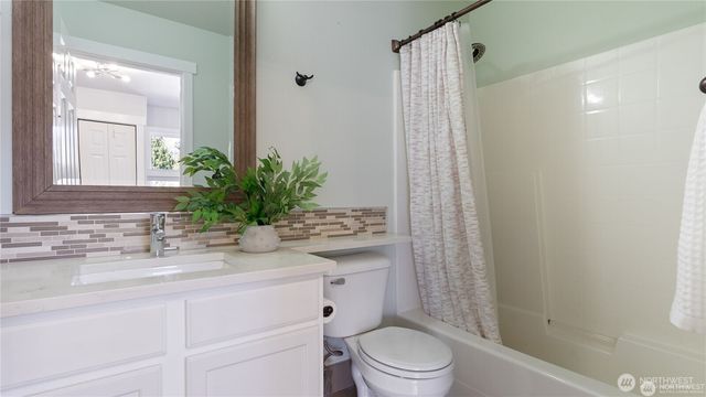 8321 Putters Court, Arlington, WA 98233