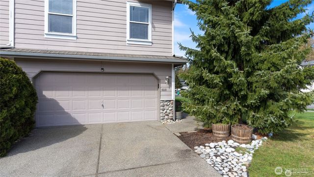 8321 Putters Court, Arlington, WA 98233