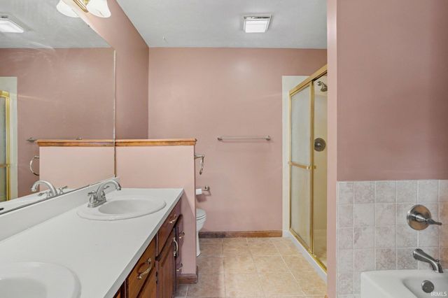 52321 Brendon Hills Drive, Granger, IN 46530