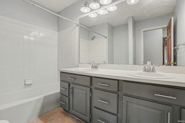 52321 Brendon Hills Drive, Granger, IN 46530